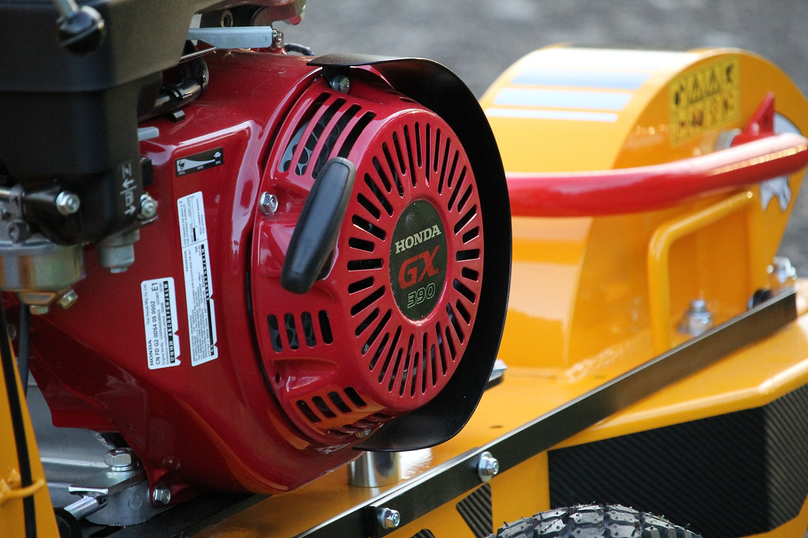 Predator 360 stump grinder - Image 4