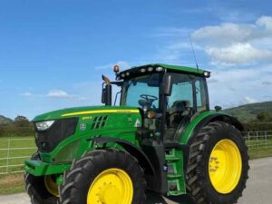 John Deere 6155R
