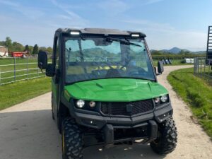 John Deere XUV 865