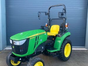 John Deere 2038r