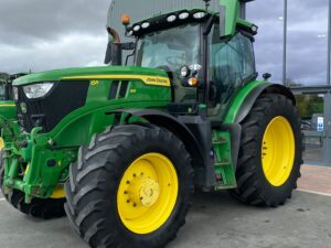 John Deere 6R 185