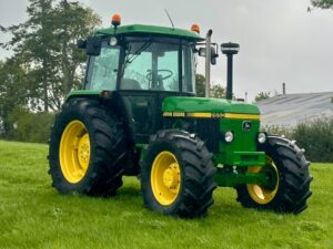 John Deere 2650
