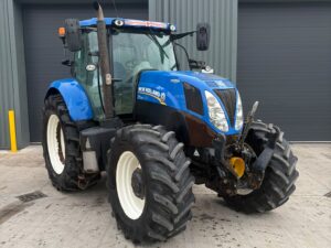 New Holland T7.200